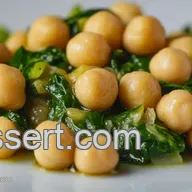 Garbanzos con Espinacas: Receta Andaluza F&aacute;cil y Deliciosa
