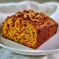 Torta de Zanahoria con Nueces Crujientes